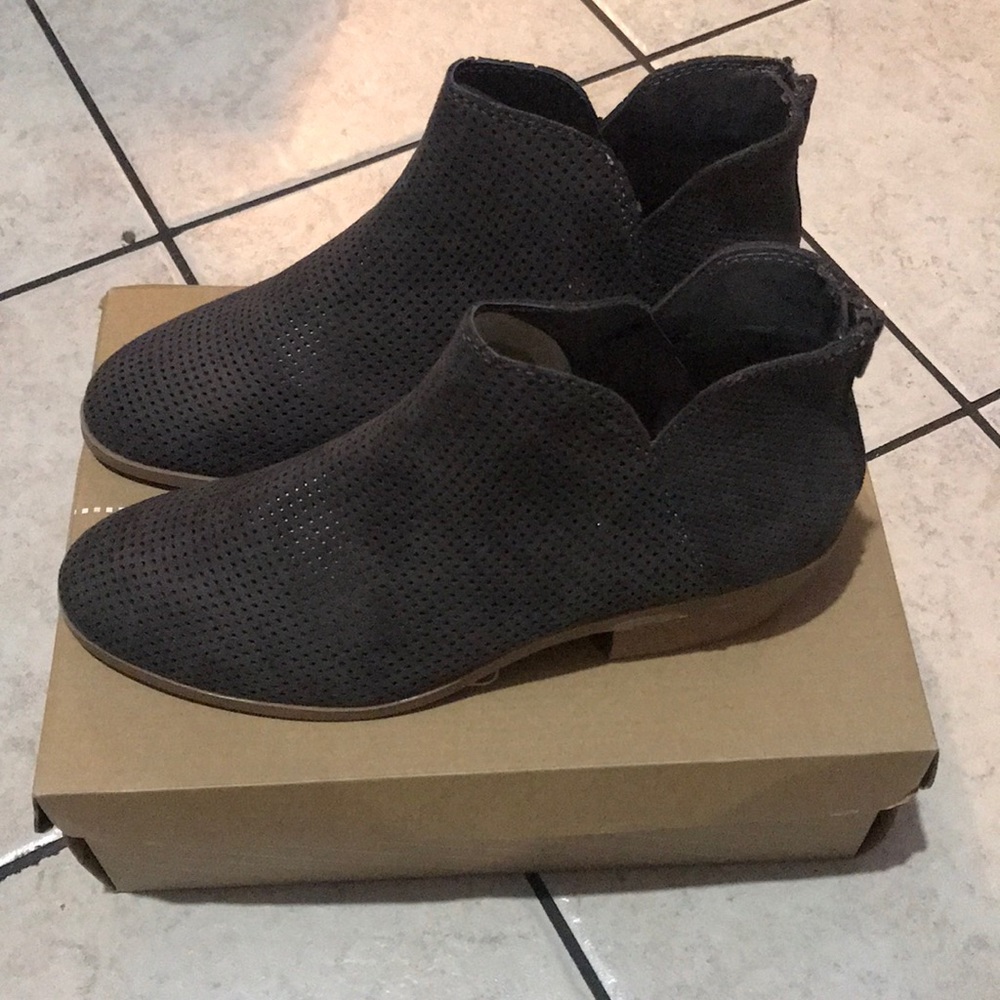 Women’s Booties